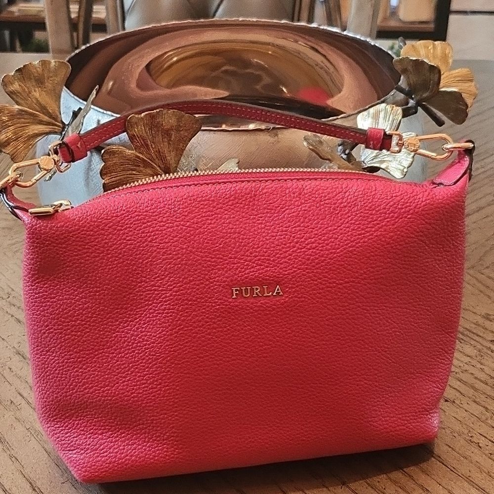 Red Furla leather hand bag or clutch new condition ❤️